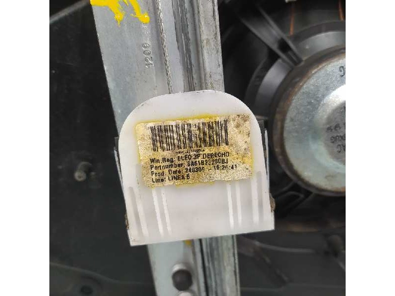 Recambio de elevalunas delantero derecho para ford fiesta (cb1) sport referencia OEM IAM 8A61B045H16AH 8A6114553A 
