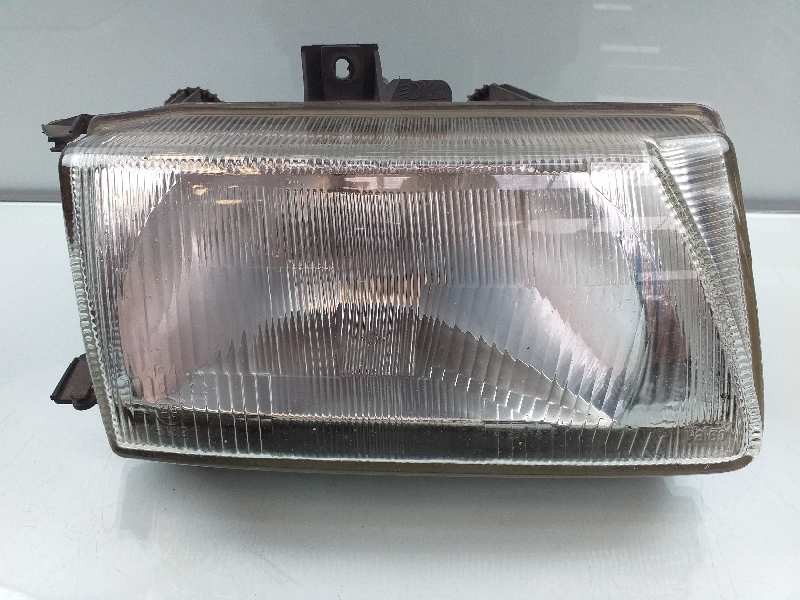 Recambio de faro derecho para seat cordoba vario (6k5) se referencia OEM IAM 6K0941010 67735421 