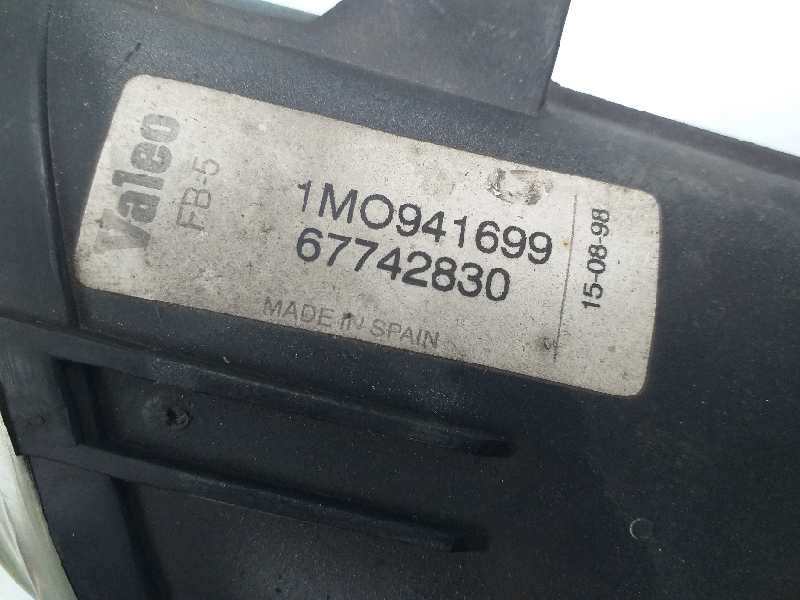 Recambio de faro antiniebla izquierdo para seat toledo (1l) base referencia OEM IAM 1M0941699 67742830 