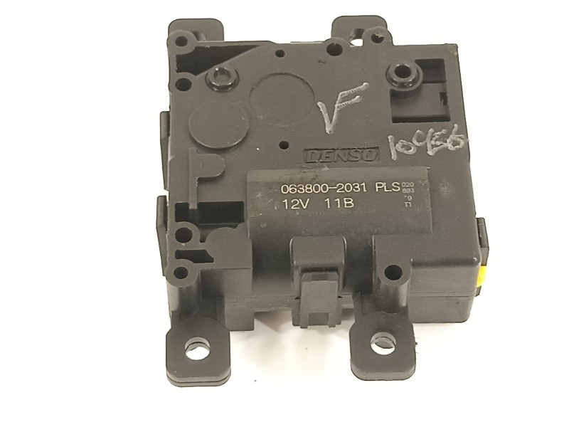 Recambio de motor apertura trampillas climatizador para toyota rav 4 advance hybrid referencia OEM IAM 0638002031  