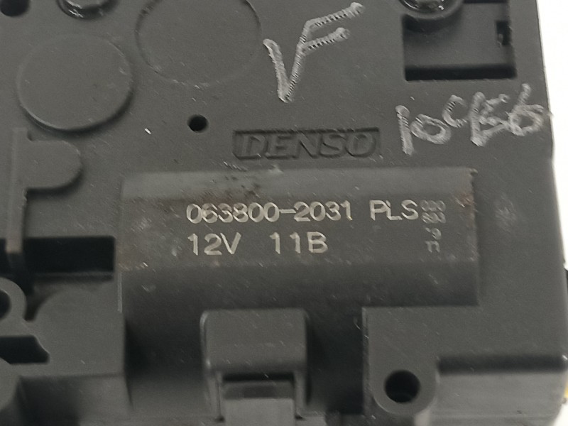 Recambio de motor apertura trampillas climatizador para toyota rav 4 advance hybrid referencia OEM IAM 0638002031  