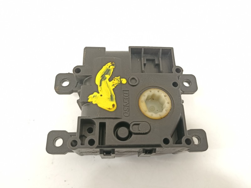 Recambio de motor apertura trampillas climatizador para toyota rav 4 advance hybrid referencia OEM IAM 0638002031  