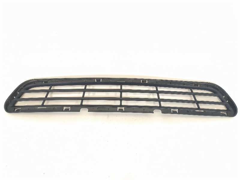 Recambio de rejilla paragolpes delantero para ford ka+ ultimate referencia OEM IAM E4B517K945A  