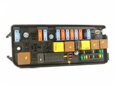 Recambio de caja reles / fusibles para saab 9-3 sport hatch 2.0 t vector referencia OEM IAM 519124200 12761558