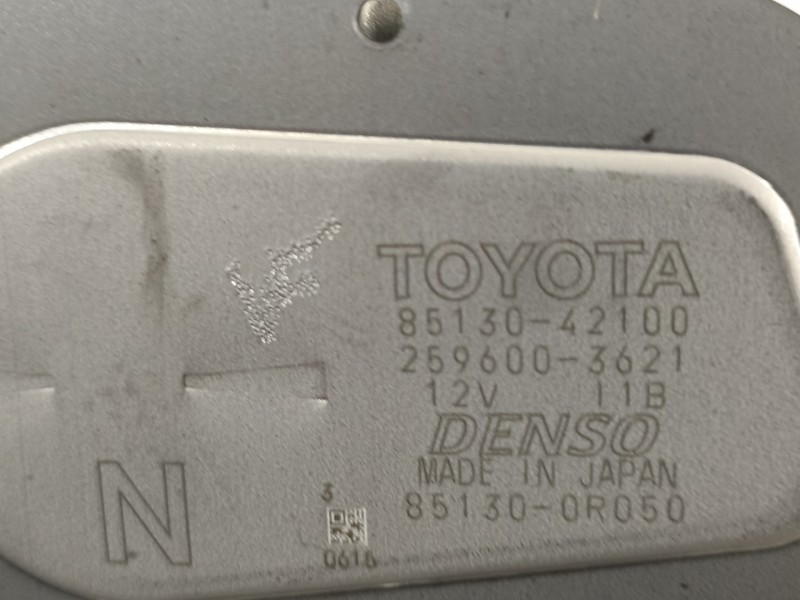 Recambio de motor limpia trasero para toyota rav 4 advance hybrid referencia OEM IAM 8513042100  