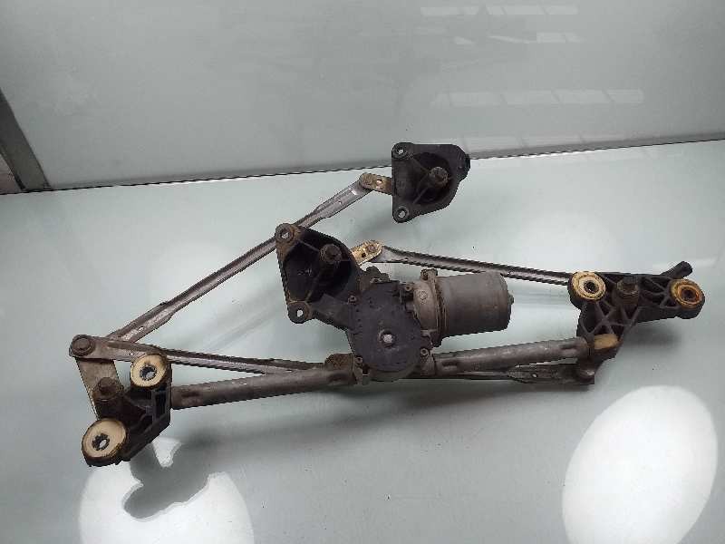 Recambio de motor limpia delantero para chrysler voyager (rg) 2.5 crd executive referencia OEM IAM   