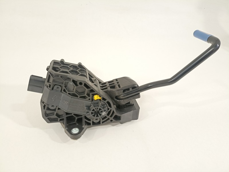 Recambio de potenciometro pedal para toyota rav 4 advance hybrid referencia OEM IAM 7811033140  