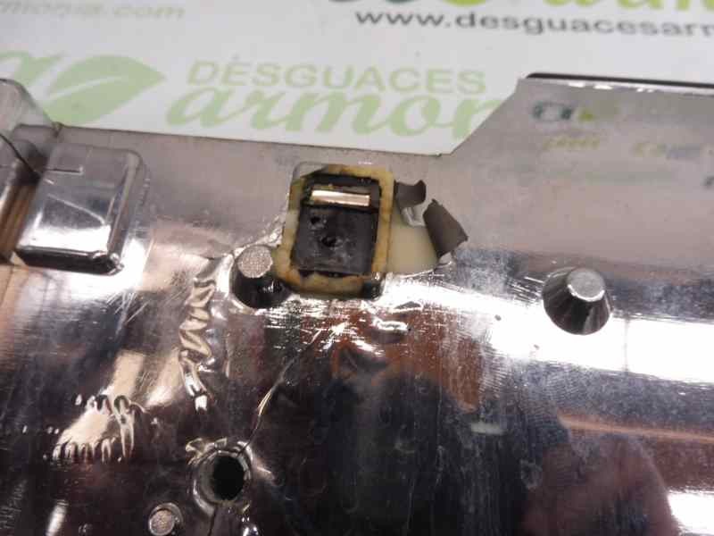 Recambio de maneta exterior porton para lancia thesis (115) 2.4 20v multijet emblema referencia OEM IAM   