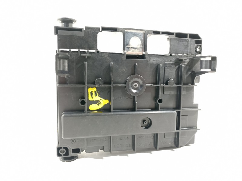 Recambio de caja reles / fusibles para peugeot 207 urban referencia OEM IAM 9664055780  