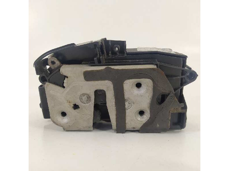 Recambio de cerradura puerta trasera izquierda para ford transit courier trend referencia OEM IAM BM5AA21813BH ET76A43288AF 