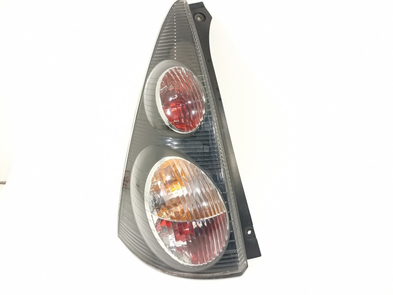 Recambio de piloto trasero izquierdo para citroën c1 x referencia OEM IAM 6350X8  