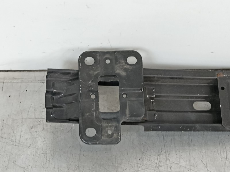 Recambio de refuerzo paragolpes delantero para hyundai i30 classic referencia OEM IAM   