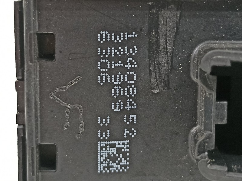 Recambio de mando elevalunas trasero derecho para opel zafira (c) excellence start/stop referencia OEM IAM 13408452  