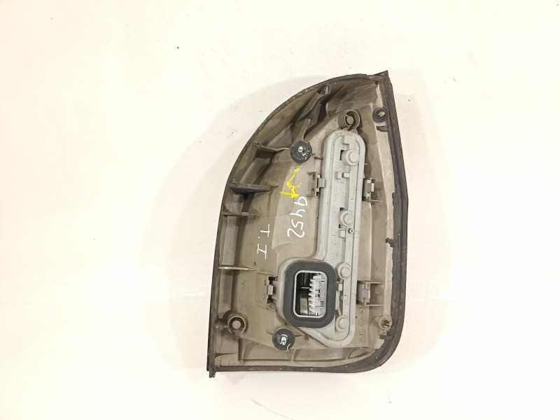 Recambio de piloto trasero izquierdo para opel zafira a blue line referencia OEM IAM 62280  