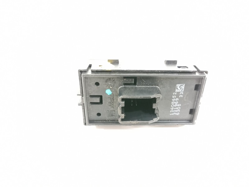 Recambio de mando elevalunas trasero izquierdo para opel zafira (c) excellence start/stop referencia OEM IAM 13408452  