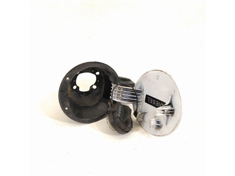 Recambio de tapa exterior combustible para hyundai i30 classic referencia OEM IAM 695132L000  
