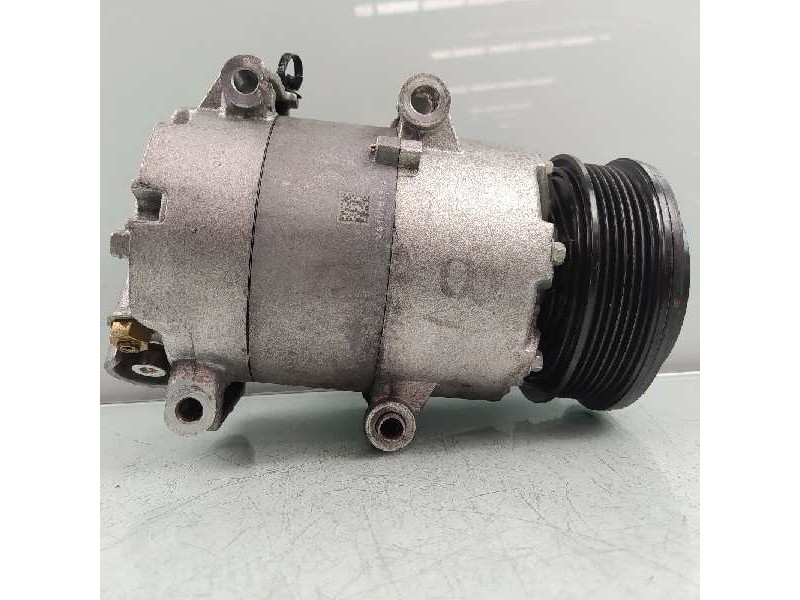 Recambio de compresor aire acondicionado para ford fiesta (ccn) trend referencia OEM IAM AV1119D629AC  