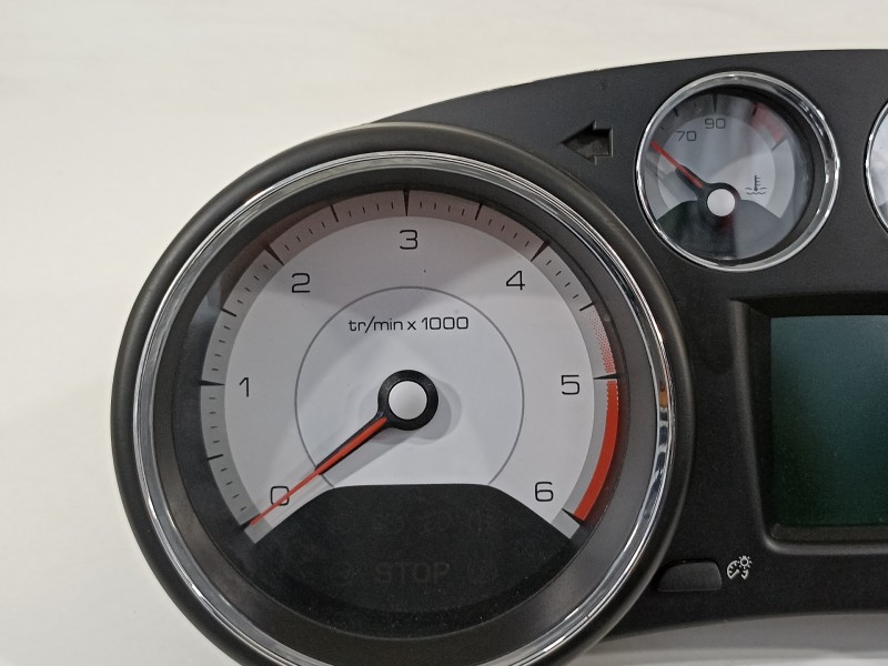Recambio de cuadro instrumentos para peugeot 308 sw premium referencia OEM IAM 9665107680  