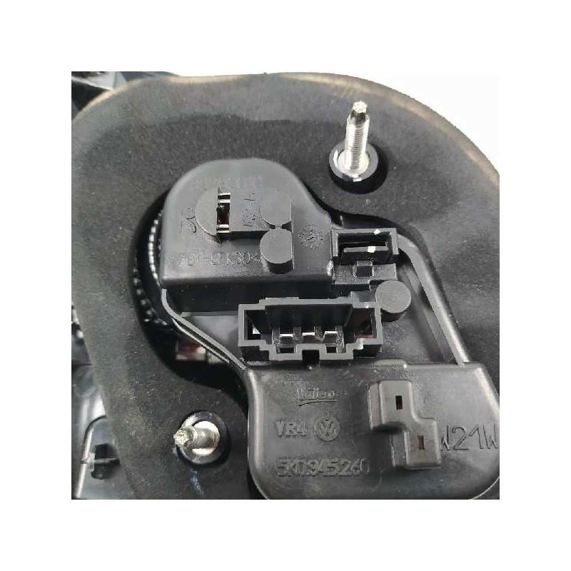 Recambio de piloto trasero derecho en porton para volkswagen golf vi (5k1) advance referencia OEM IAM 5K0945094G 89090940 