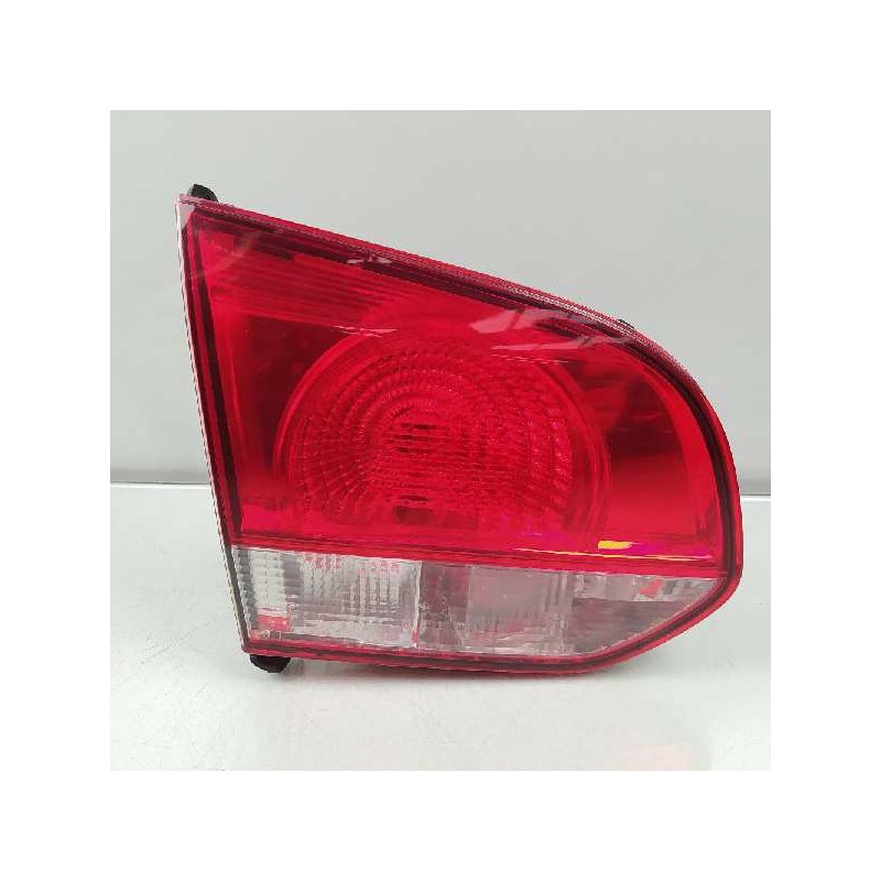 Recambio de piloto trasero izquierdo en porton para volkswagen golf vi (5k1) advance referencia OEM IAM 5K0945093G 89090892 