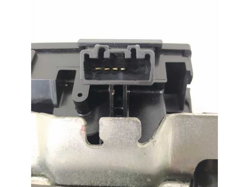 Recambio de cerradura maletero / porton para ford fiesta (ccn) trend referencia OEM IAM 8A61A442A66BE  