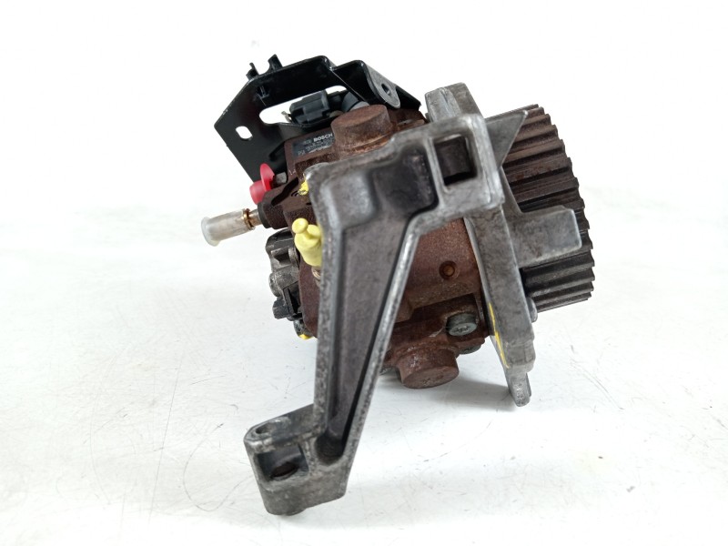 Recambio de bomba inyeccion para peugeot 207 sw sport referencia OEM IAM 9683703780 0445010102 