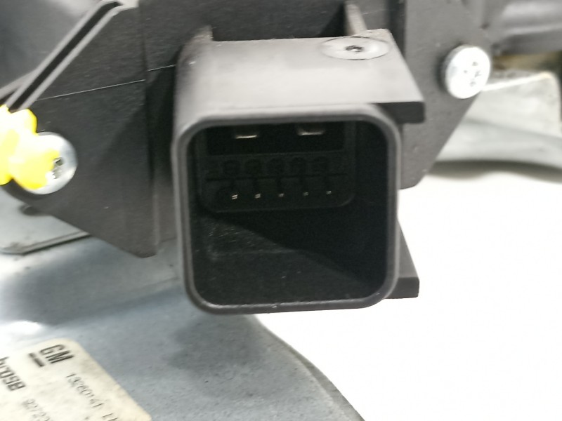 Recambio de elevalunas trasero izquierdo para opel zafira (c) excellence start/stop referencia OEM IAM 13260141  