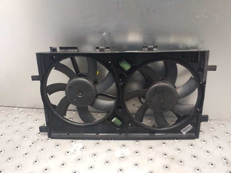 Recambio de electroventilador para opel insignia berlina cosmo referencia OEM IAM 13223019 P8660004 P8210173220