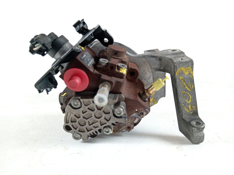 Recambio de bomba inyeccion para peugeot 207 sw sport referencia OEM IAM 9683703780 0445010102 