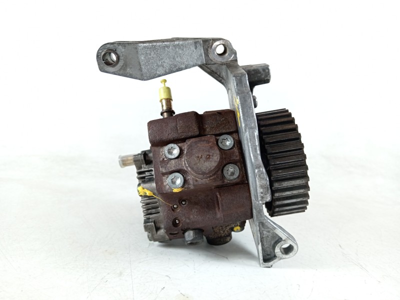 Recambio de bomba inyeccion para peugeot 207 sw sport referencia OEM IAM 9683703780 0445010102 