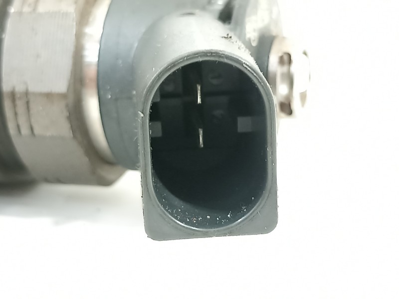 Recambio de inyector para bmw mini clubman (r55) cooper d referencia OEM IAM 779844605 0445110289 