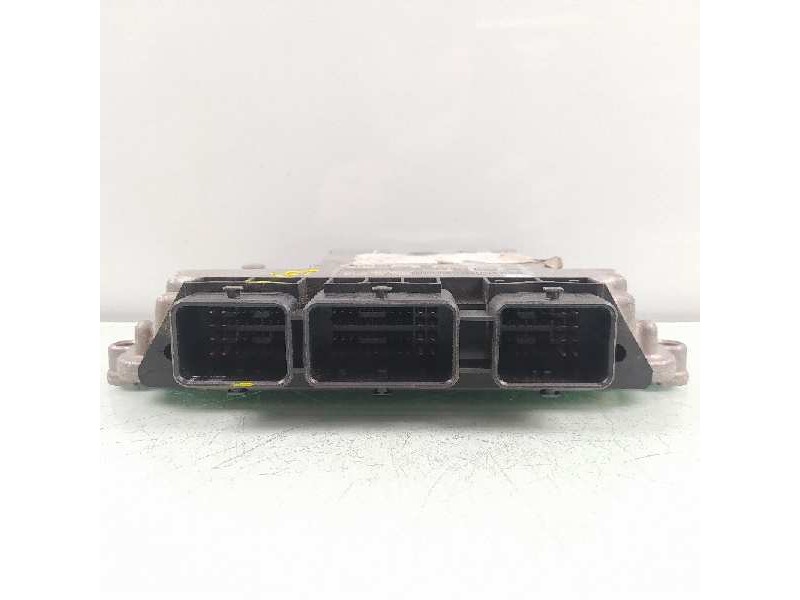 Recambio de centralita motor uce para peugeot 207 sw sport referencia OEM IAM 9663755480 0281013868 