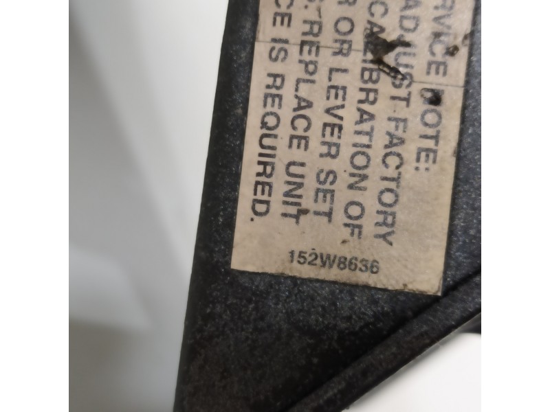 Recambio de potenciometro pedal para chrysler jeep gr.cherokee (wj/wg) 3.1 td laredo referencia OEM IAM 152W8636  