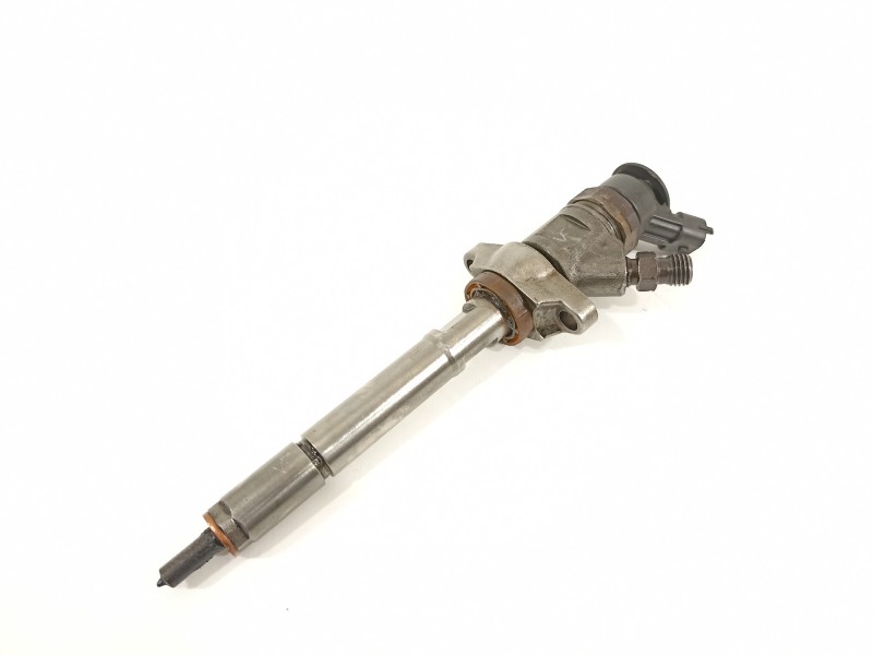 Recambio de inyector para peugeot 207 sw sport referencia OEM IAM 0445110311  