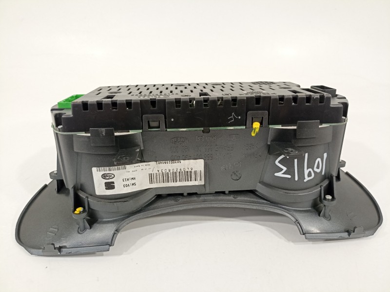 Recambio de cuadro instrumentos para seat ibiza (6l1) sport rider referencia OEM IAM 6L0920803A  