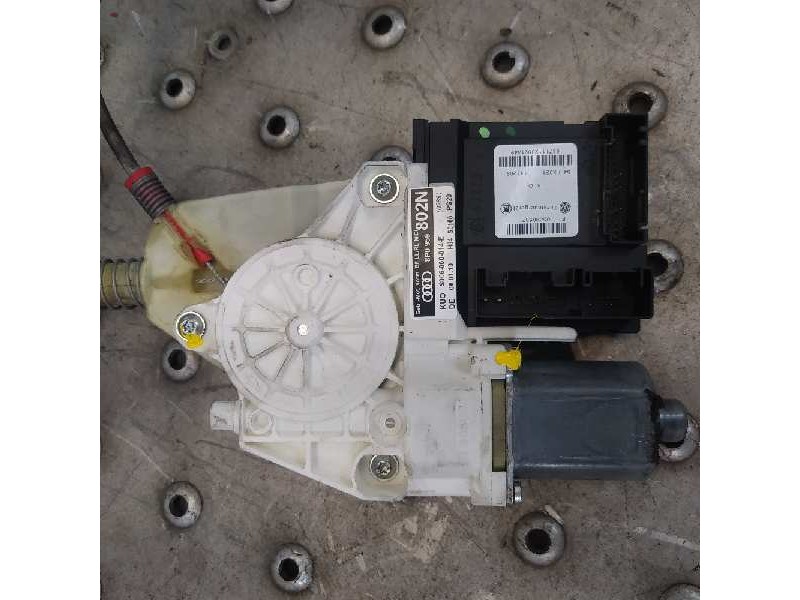 Recambio de elevalunas delantero derecho para audi a3 (8p) 1.6 tdi attraction referencia OEM IAM 8P0959802N  