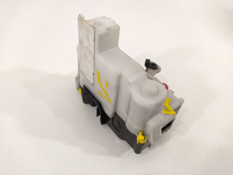 Recambio de cerradura puerta delantera izquierda para fiat nuova 500 (150) by gucci referencia OEM IAM 51827413  