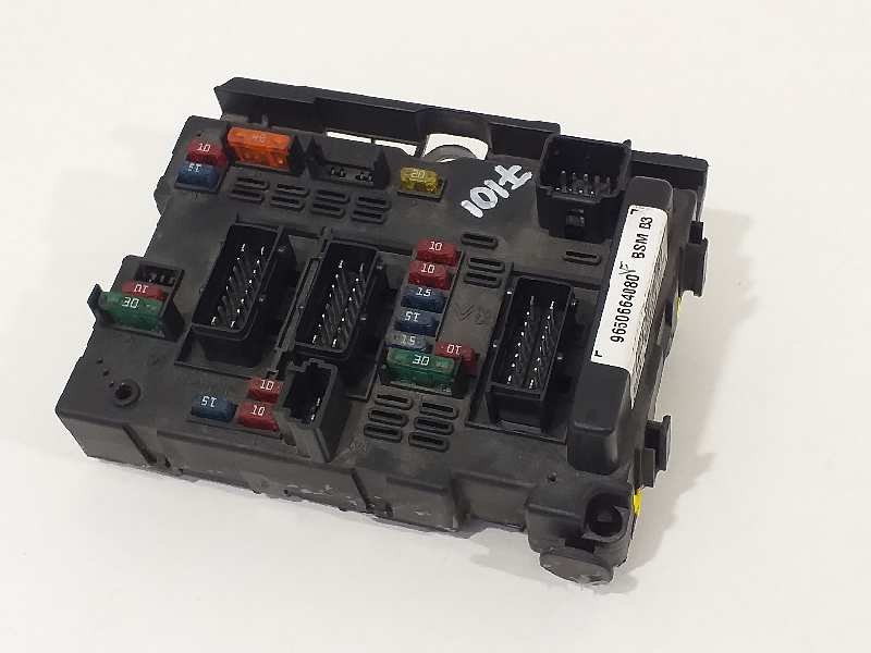 Recambio de caja reles / fusibles para peugeot 307 (s1) xt referencia OEM IAM 9650664080 BSMB3 