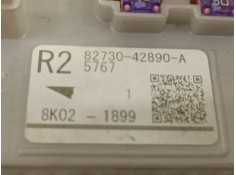 Recambio de caja reles / fusibles para toyota rav 4 advance hybrid referencia OEM IAM 8273042890A   2