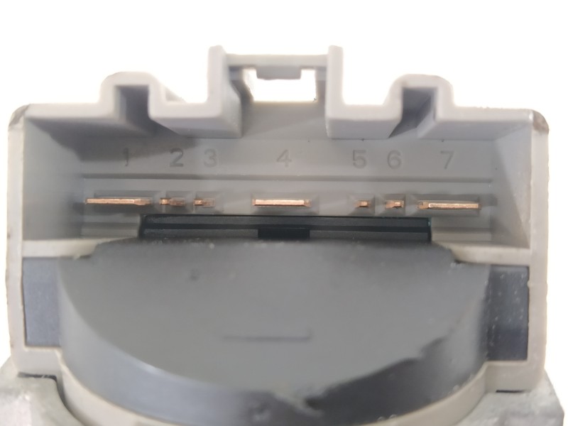 Recambio de conmutador de arranque para ford fiesta (ccn) trend referencia OEM IAM 9V213F880ED 8A6T15607AC 