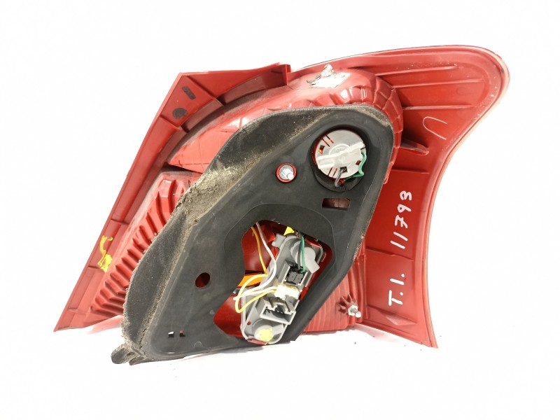 Recambio de piloto trasero izquierdo para toyota yaris (ksp9/scp9/nlp9) básico referencia OEM IAM 815610D110  