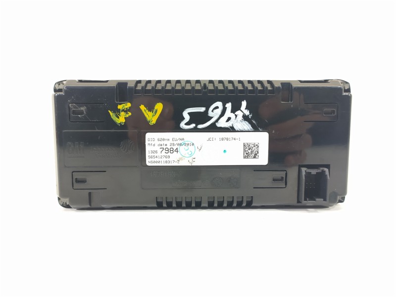 Recambio de pantalla multifuncion para opel astra j lim. selective business referencia OEM IAM 13267984 565412769 