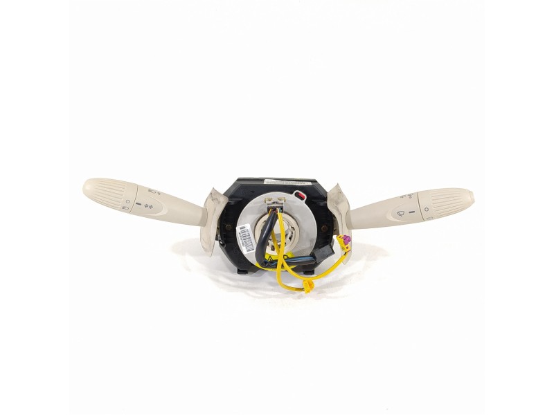 Recambio de mando luces para fiat nuova 500 (150) by gucci referencia OEM IAM 07354724640  