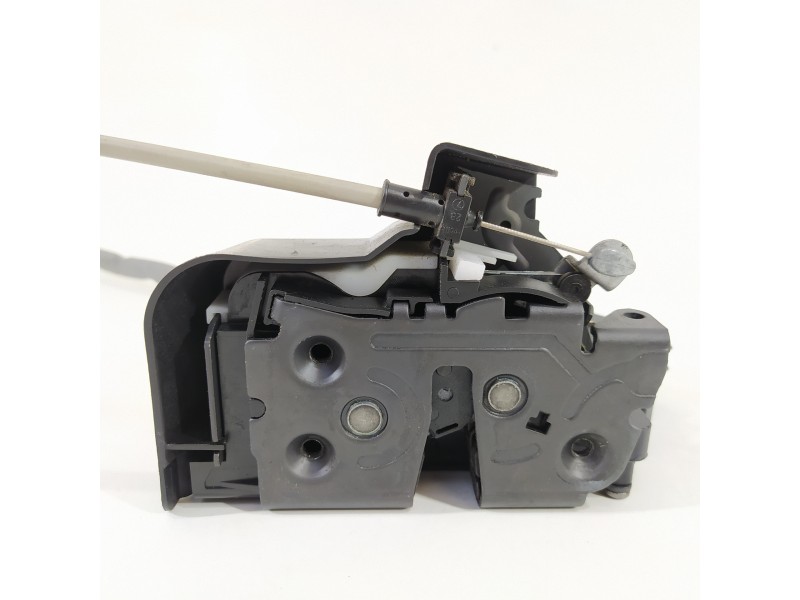 Recambio de cerradura puerta delantera derecha para volvo xc60 kinetic 2wd referencia OEM IAM 31253658  