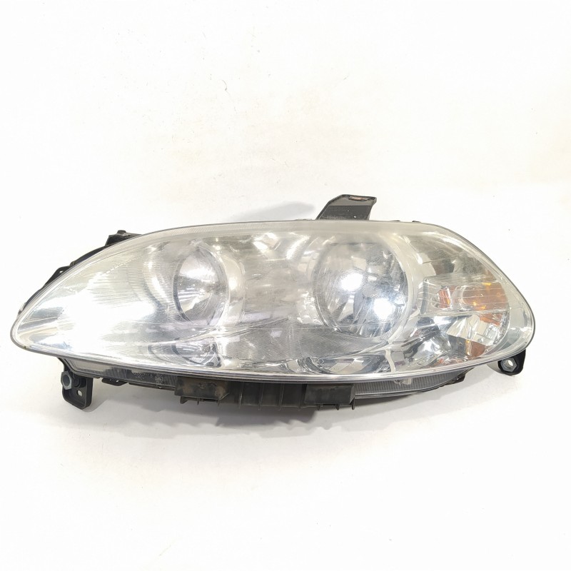 Recambio de faro izquierdo para fiat croma (194) 1.9 16v multijet dynamic referencia OEM IAM 0051801266  