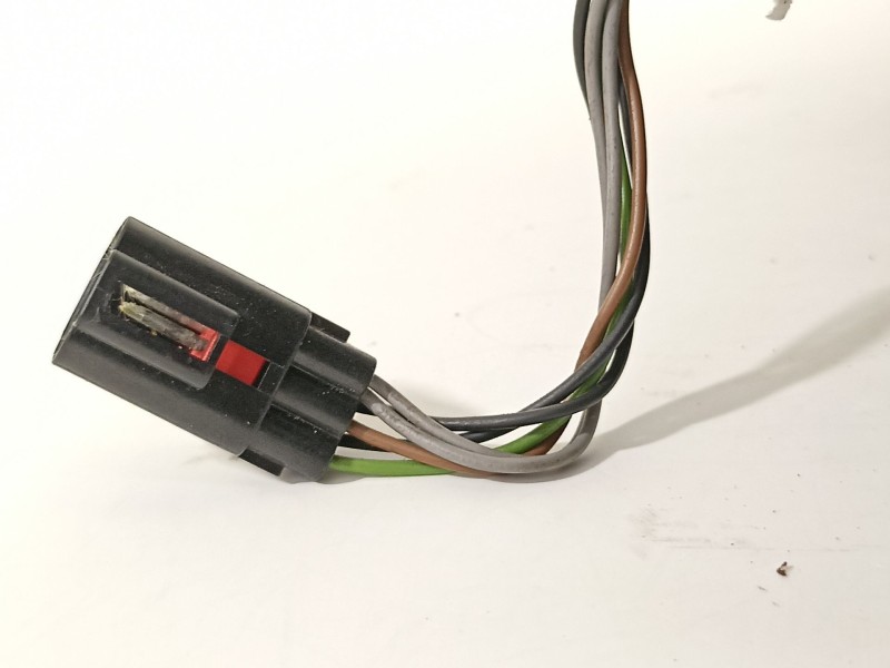 Recambio de retrovisor izquierdo para ford fiesta (cbk) ambiente referencia OEM IAM 2s6117683bp  