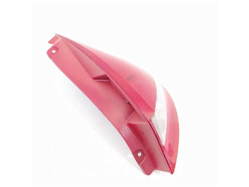 Recambio de piloto trasero derecho para ford fiesta (cb1) 1.6 tdci cat referencia OEM IAM 8A6113404A  