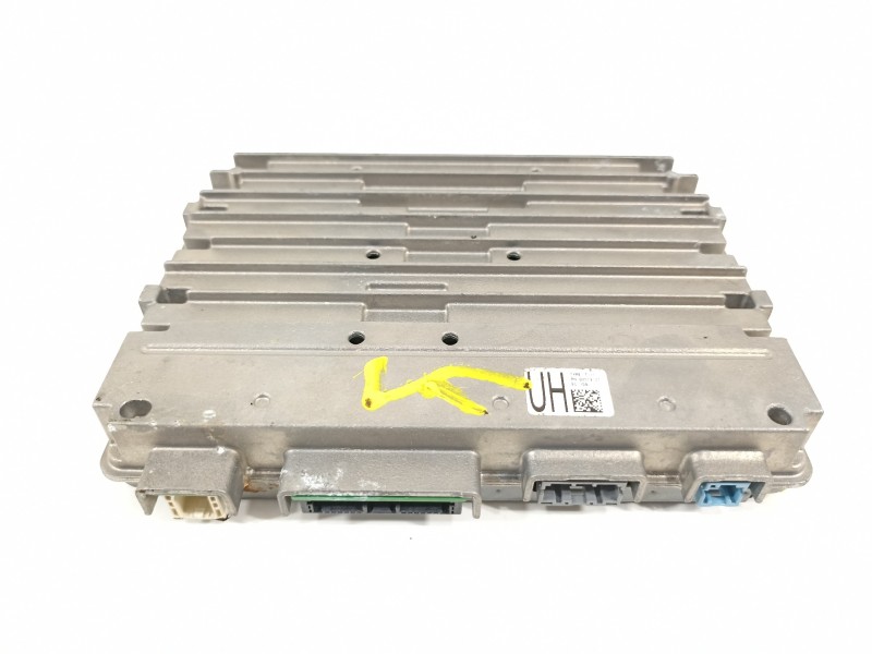 Recambio de modulo electronico para toyota rav 4 advance hybrid referencia OEM IAM 8684006041  