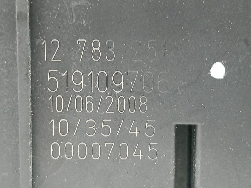 Recambio de caja reles / fusibles para saab 9-3 sport hatch linear referencia OEM IAM 519109706 519109706 12783251