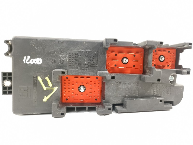 Recambio de caja reles / fusibles para saab 9-3 sport hatch linear referencia OEM IAM 519109706 519109706 12783251